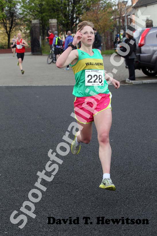 Stacey Rogers (Wallsend Harriers), Terry O'Gara Memorial 5k Road Race organised by Wallsend Harriers.
